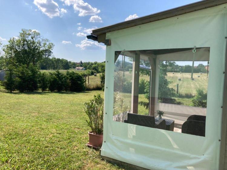 Neutrino Vendeghaz Villa Zánka Exteriör bild